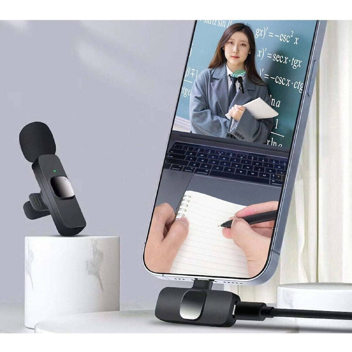 Wireless Lavalier Microphone Compatible with iPhone/iPad/Android Phone/Laptop, Plug-Play Lapel Clip-On Mic with Noise Reduction for Video Recording/Live Steam/Interview/TikTok/YouTube